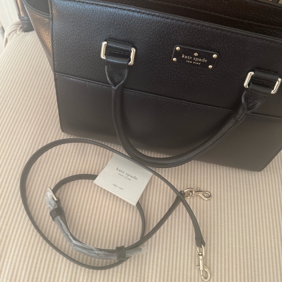 Kate Spade Purse - Picture 5 of 6